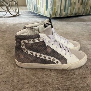 Vintage Havana high tops. size 8.5